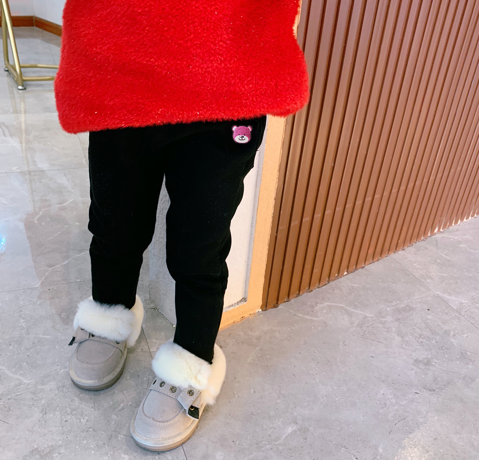 Fall in love with pretty girl girls fleece pants baby 2020 new children's black technology self-heating black narrow tube tights
