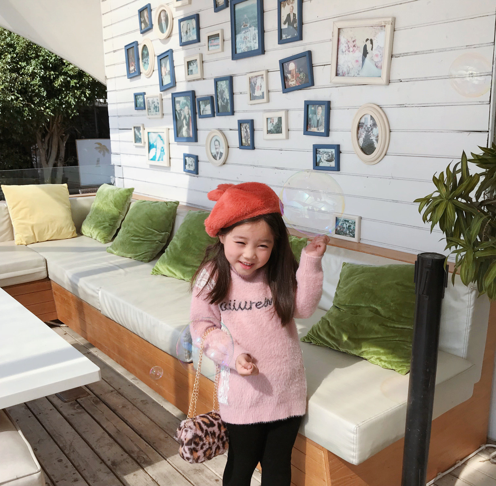 Girl's sleeve head high collar sweater lace lace princess money baby girl baby girl white undershirt sweater winter