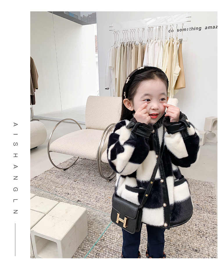Мех/искусственный мех 冬款加绒皮草亲子装外套 Fall in love with beautiful girls