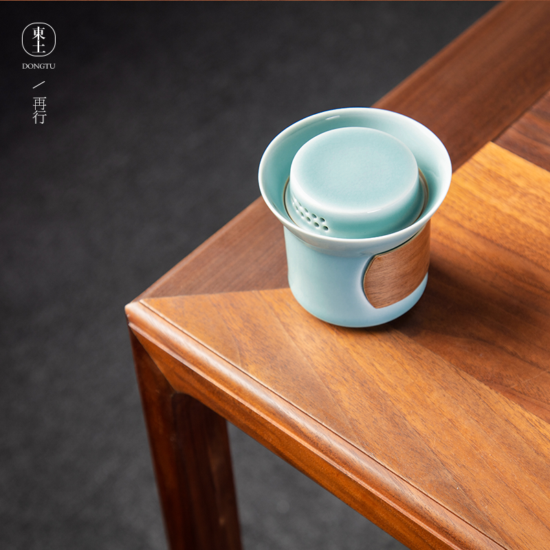 Longquan celadon crack of kung fu tea set a pot of creative travel two cup portable small tea set with its ehrs handbag