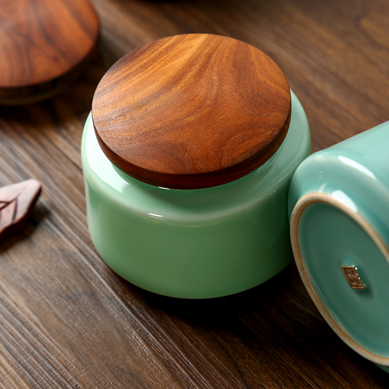 Longquan celadon caddy fixings solid wood storage tank lid ceramic seal tank storage POTS trumpet pu 'er tea boxes
