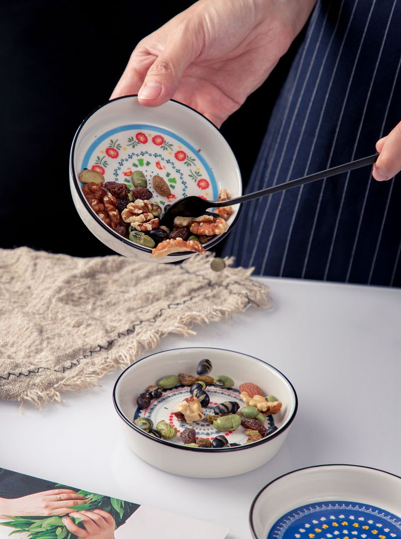 The Nordic nation wind flower ceramic dishes dish of soy sauce vinegar flavor dish household small baking bowl dessert dim sum dishes