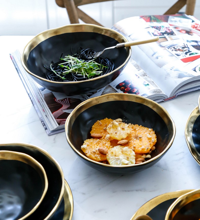 Jingdezhen high - grade series of black matte enrolled porcelain gold - plated rim western food steak creative new fruit plates