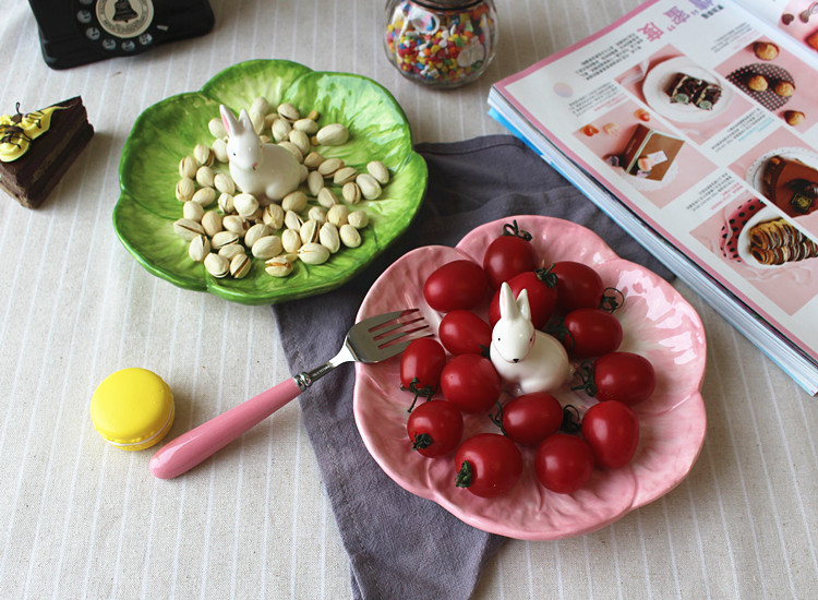 Jingdezhen ceramics under high temperature and glaze color Japanese express cartoon animals rabbits snack plate of fruit plate