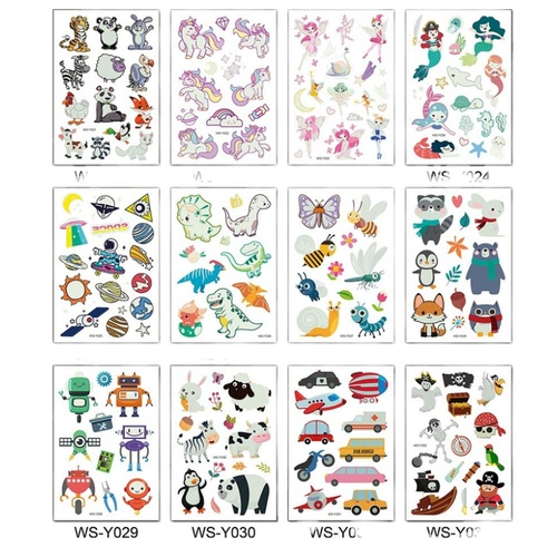 Наклейка с татуировкой