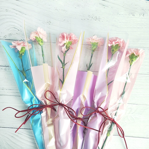 День матери цветочные проводя