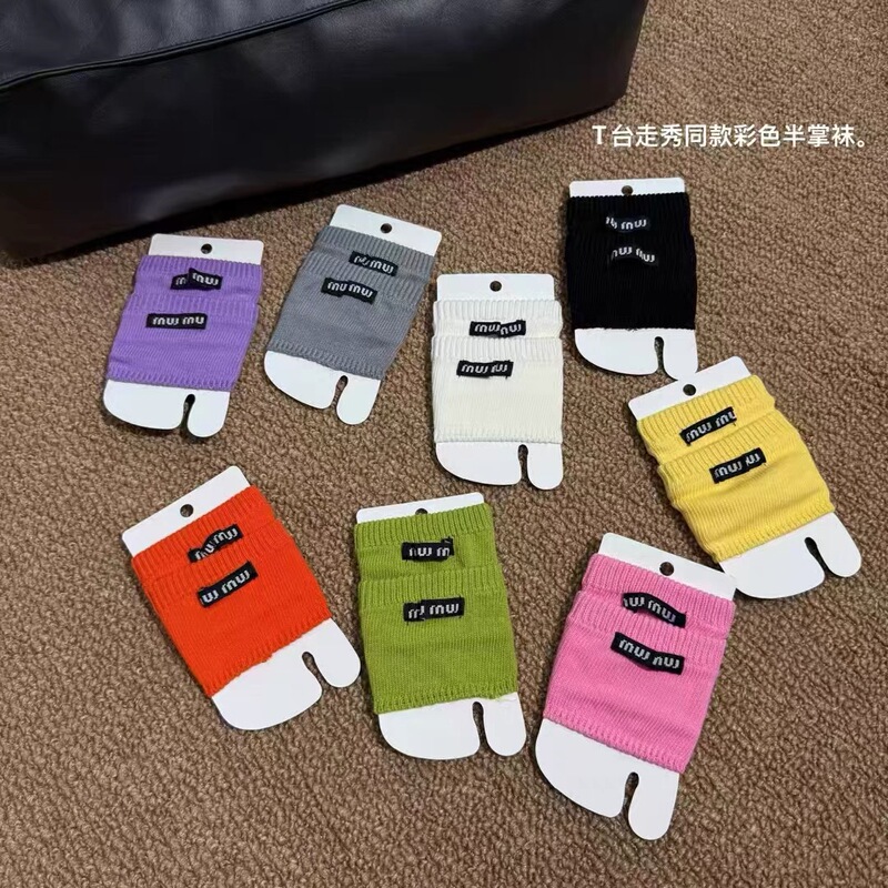 Candy-Colored Spring and Summer Colorful Knitted Show Socks with Embroidered Fabric Labels, Women's Foot Covers, Arch Socks, and Slipper Socks Candy-Colored Spring and Summer Colorful Knitted Show Socks with Embroidered Fabric Labels, Women's Foot Covers, Arch Socks, and Slipper Socks