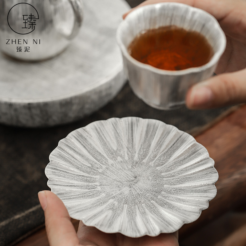 By mud coppering. As cup mat Japanese household manual brush silver cup holder, ceramic hot insulation pad kung fu tea accessories