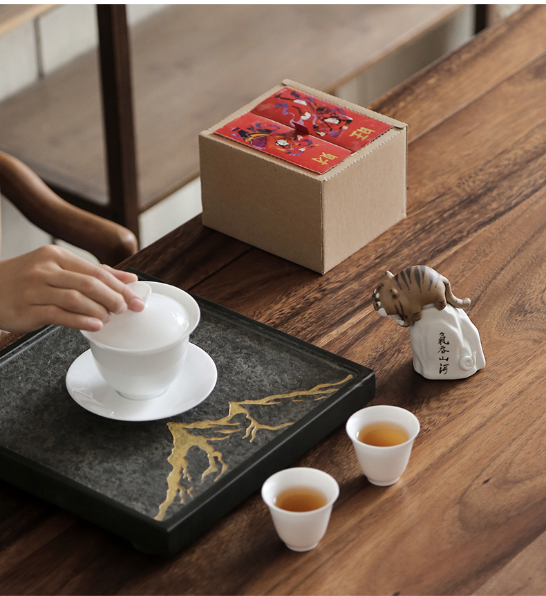 By mud jingdezhen hand - made tea pet coarse pottery was very roars furnishing articles creative ceramic tea set tea table decoration
