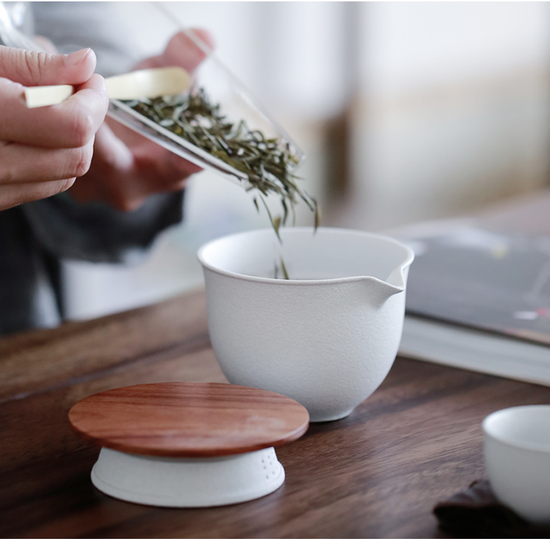 "Japanese travel tea set ceramic mud crack cup a pot of two cups of portable is suing teapot kung fu tea set