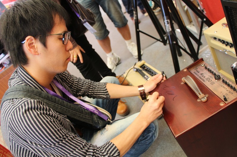 Lisheng LSM FreeMan100III 3 thế hệ đàn guitar di động - Loa loa loa máy tính