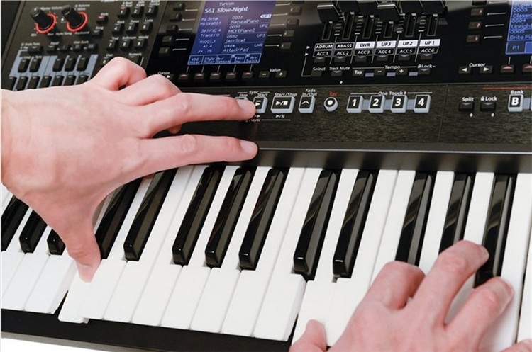 Roland Roland E-A7 EA7 Auto Accompaniment Arranger Bàn phím Synthesizer Workstation organ điện