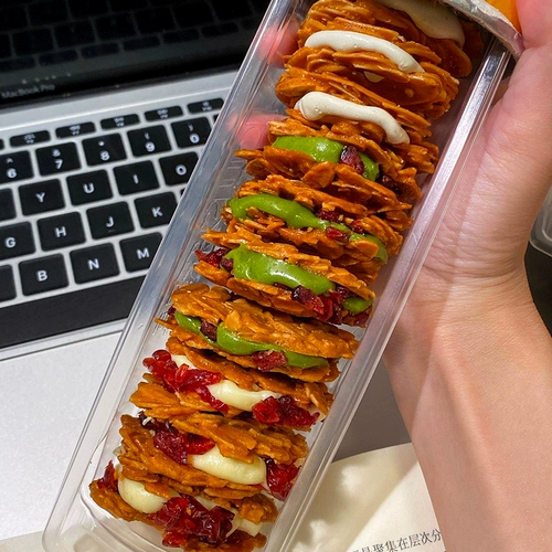 不多言 Я голоден Сэндвич с миндалем Чистая говядина Миндальное песочное печенье Сушеная клюква Закуски от знаменитостей в Интернете