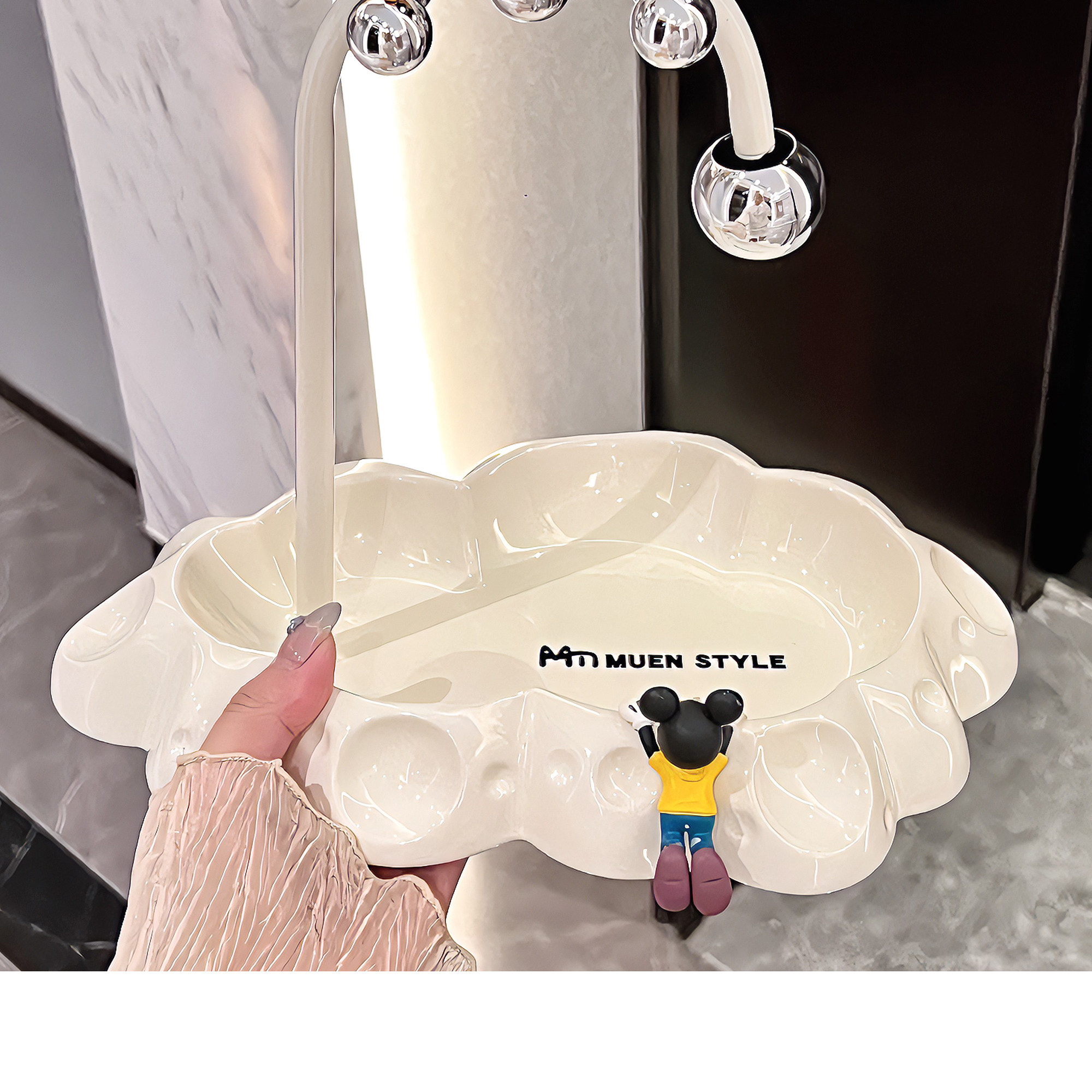 Стеллаж для хранения 进门挂钥匙收纳摆件入户玄关置物架轻奢亚克力客厅装饰家居饰品 BSD