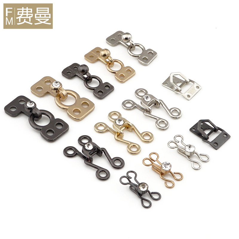 Clothes hanging buckle leather Grass leather grass Leather Clasp Hook Water Mink Invisible Buckle Large Cloak Leather Dark Hook Wind Disciplinary Button Small Hanging Buckle