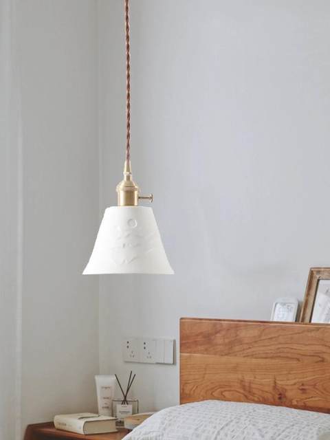 Nordic Ceramic Pendant Light, Artistic and Creative, Wabi-Sabi Style, Minimalist, Trendy, Suitable for Restaurants, Bedrooms, Study Rooms, and Bedside