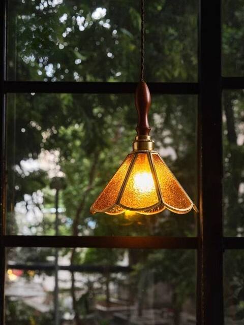 Old Shanghai Retro Glass Colorful Pattern All-Copper Vintage Loft Single-Head Bedroom Bedside Homestay Coffee Shop Pendant Light