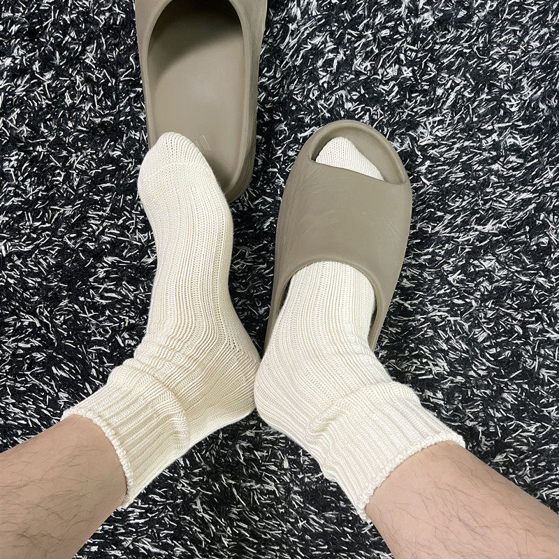 22 New Native Cotton Pure Color Medium Cylinder Bubble Socks MEN AND WOMEN HARBOR WIND DAY SOCKS COUPLE TIDE SOCKS 100 A GOOD LOOK