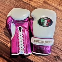 Найдите белый фиолетовый, не прося людей