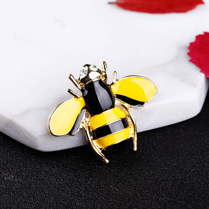 Phim hoạt hình thời trang Nhật Bản và hợp kim dễ thương thả dầu 珐 bee con ong nhỏ trâm cài huy hiệu côn trùng phụ kiện mới trang sức nữ cài áo chanel