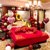 Красное вечернее платье, воздушный шар, с драгоценным камнем