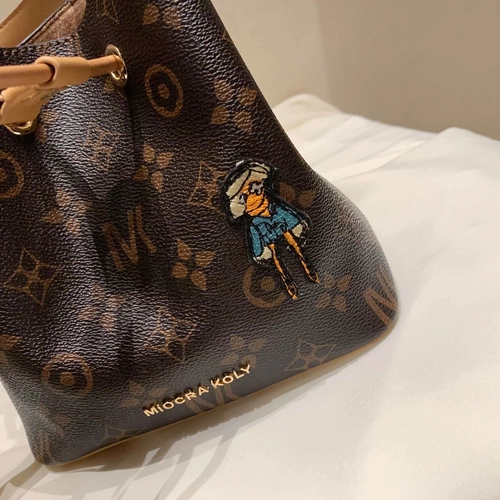 Демисезонная брендовая сумка на одно плечо, коллекция 2021, изысканный стиль