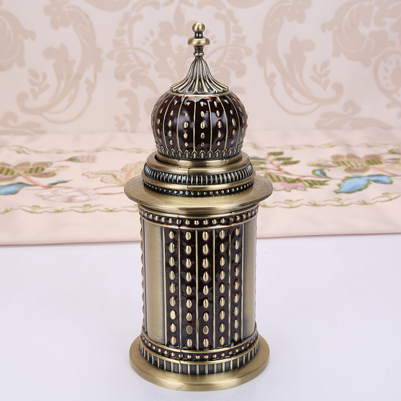 Vintage toothpick box Hand pressure automatic pop-up toothpick tube living room creative personality metal high-grade yurt gift box