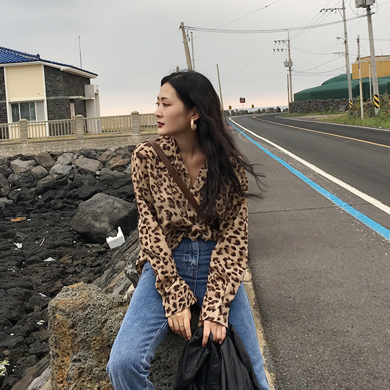 BAO WEN shirt women's 2020 new autumn retro Hong Kong-style design sense niche all-match outside wear cold wind shirt women