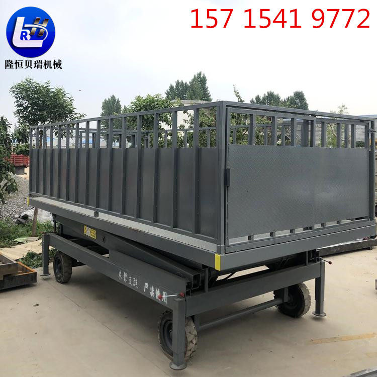 The pig mortar on the mobile unloading pig is weighed with a fixed electric pig platform hydraulic unloading pig platform