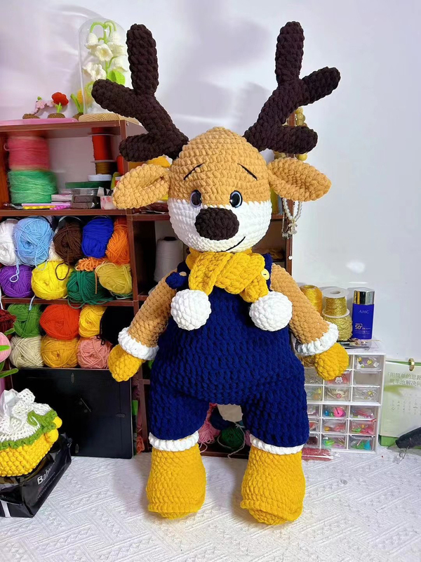 Wool Crochet Hand-Knitted Oversized Doll DIY Oscar Deer Christmas Gift Doll for Girlfriend Finished Product