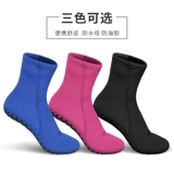 Плавающие пляжные носки мужчины и женщины для взрослых длинных труб