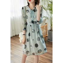 The one that makes people obsessed with an elegant printed wave dot shape floating with neckline romance and a leap of life.