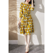 vero sinly bright and bright yellow with a clean and charming collection of cashew silk clothing
