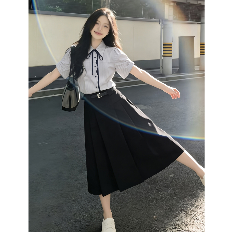 French-Style College Striped Short-Sleeve Shirt for Women, New Summer Model, Suitable for Interviews and Exams, Petite Outfit Set with Skirt