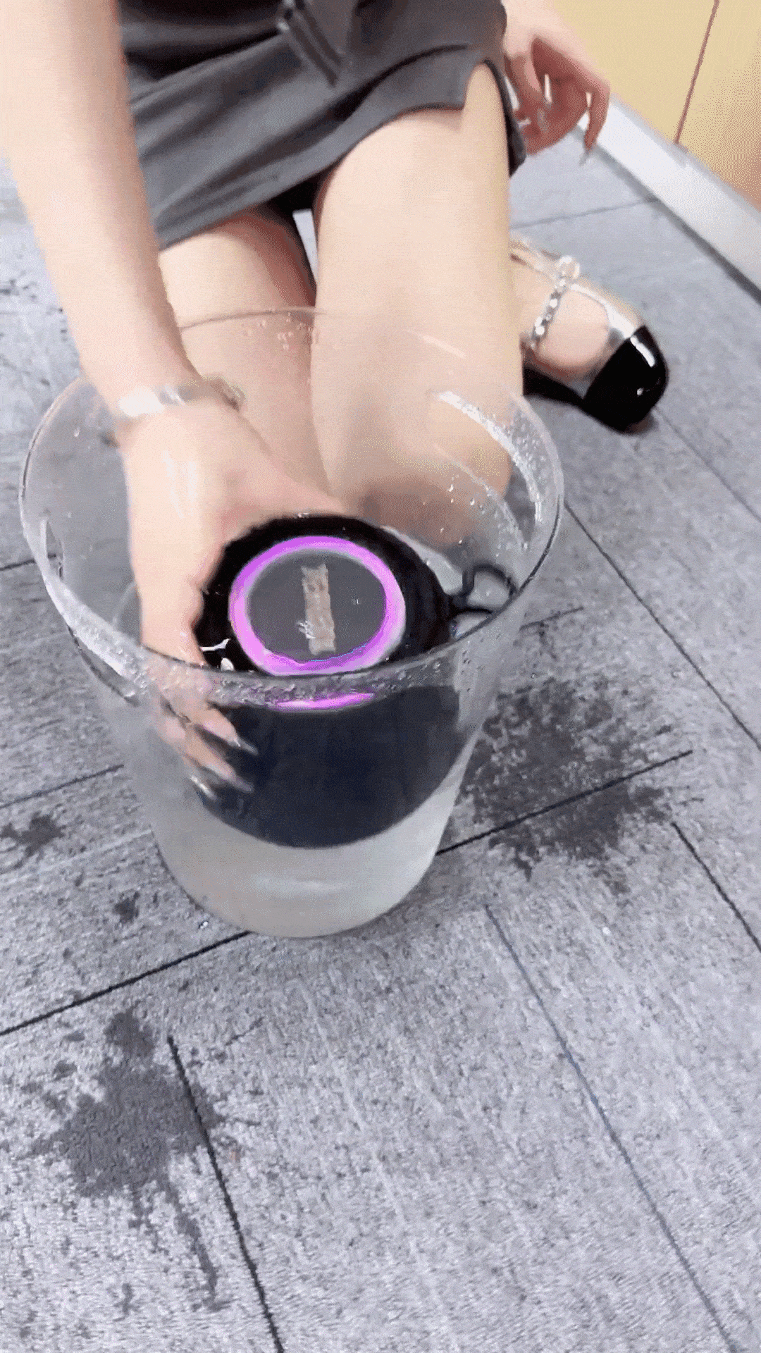 010.gif