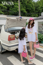 Niney Mom Summer White Donald Duck printed lace lace lace dress behind a dress sweet mother dress