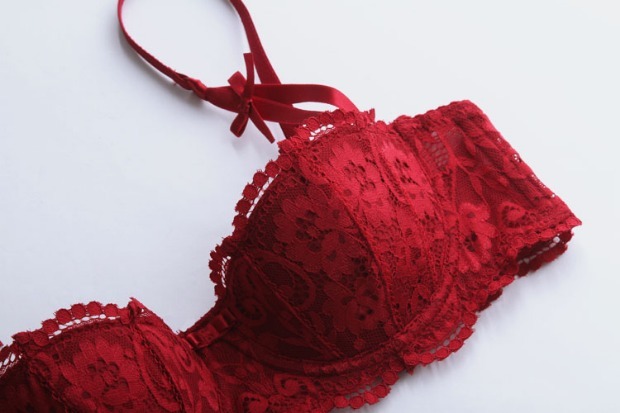 Red SpongeBob Sexy Lace Wedding Bra Set Half Cup Đồ lót Lady Bra Kích thước lớn Thin shop đồ lót
