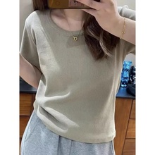 2024 New popular oversized threaded U-neck white short sleeved t-shirt for women in summer, chubby mm slimming and belly covering front shoulder top