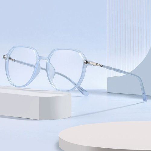 Super Light может быть оснащен почти -визуальными очками, женскими анти -легочными анти -радиационными сопротивлением.