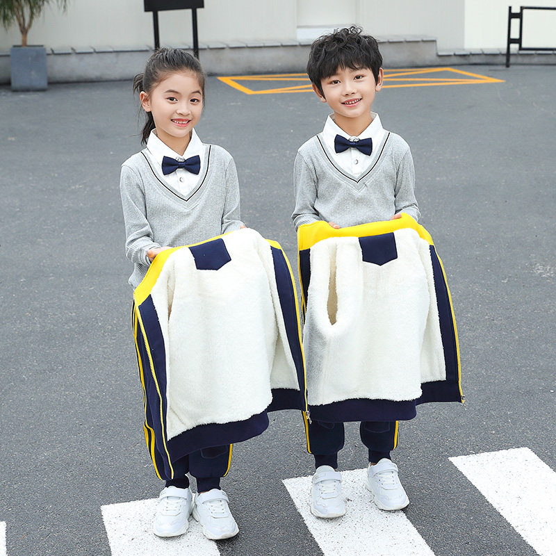 Primary school uniform suit fall and winter sports three sets of kindergarten clothing in winter children's clothing plus thickening