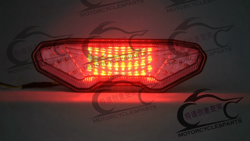 Suitable for YAMAHA MT-09 MT09 FZ09 14-16 FZ09 modified LED rear tail light brake light