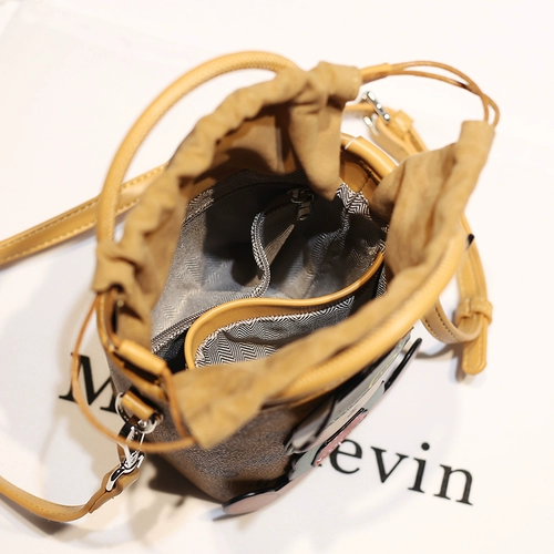 Кролик, сумка через плечо, Гонконг, из натуральной кожи, новая коллекция, изысканный стиль