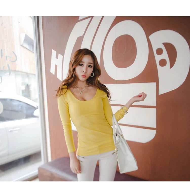 Áo nữ mỏng màu đen nhung cổ rộng ấm áp chạm đáy áo thun dài tay áo thun phần mỏng cắt thấp cộng với quần áo nhung mùa thu áo thun tay lỡ