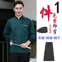 Зеленый лонгслив, юбка в складку, берет