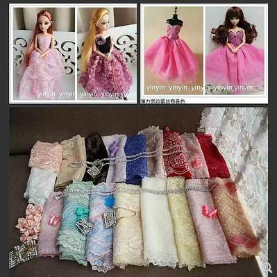 Girl handmade with dolls to make clothes fabric diy material bag Barbie changing dress Dress Lace Lace Lace 