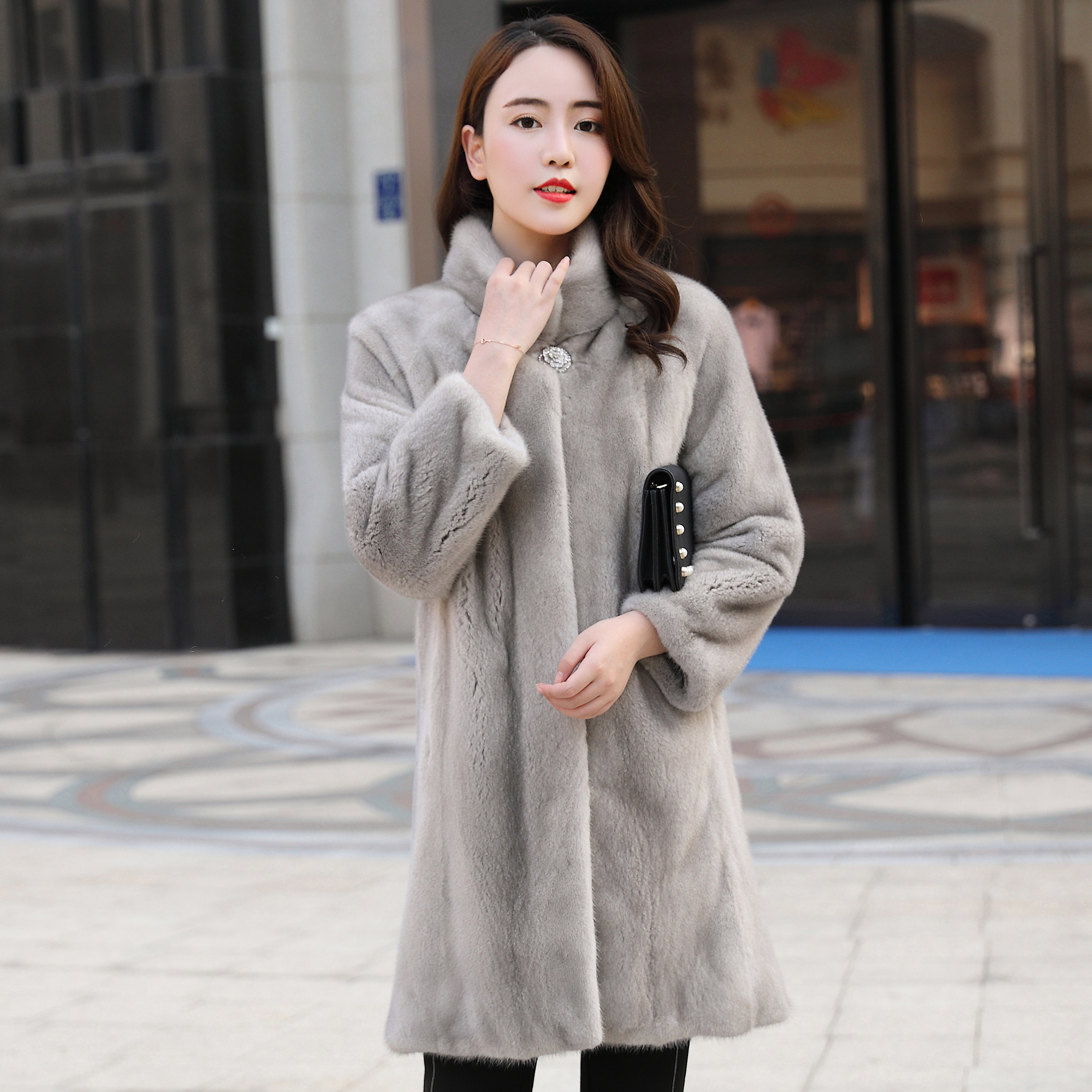 2021 Winter new imports Velvet Water Mink Fur Coats Women's Stuffed Mink Fur Coats in Long Fur Coats