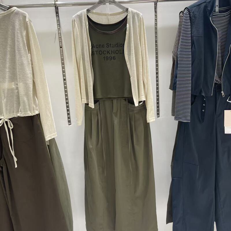 Fashion Cardigan Jacket with Letter Print Vest and Wide-Leg Pants Set for Women, 2026 Autumn New Slimming Three-Piece Set Fashion Cardigan Jacket with Letter Print Vest and Wide-Leg Pants Set for Women, 2026 Autumn New Slimming Three-Piece Set