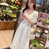 Dress female summer 2021 new high-end sense waist floral temperament skirt French first love sweet long skirt