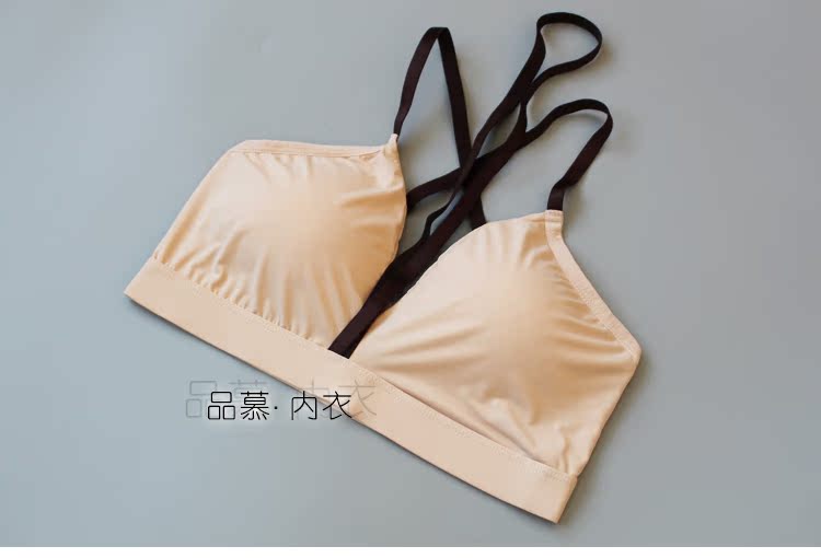 Phong cách châu Âu và Mỹ treo cổ làm đẹp trở lại tam giác cup bra bikini thể thao đồ lót với ngực pad mỏng mà không có vòng thép đồ lót quần áo bơi