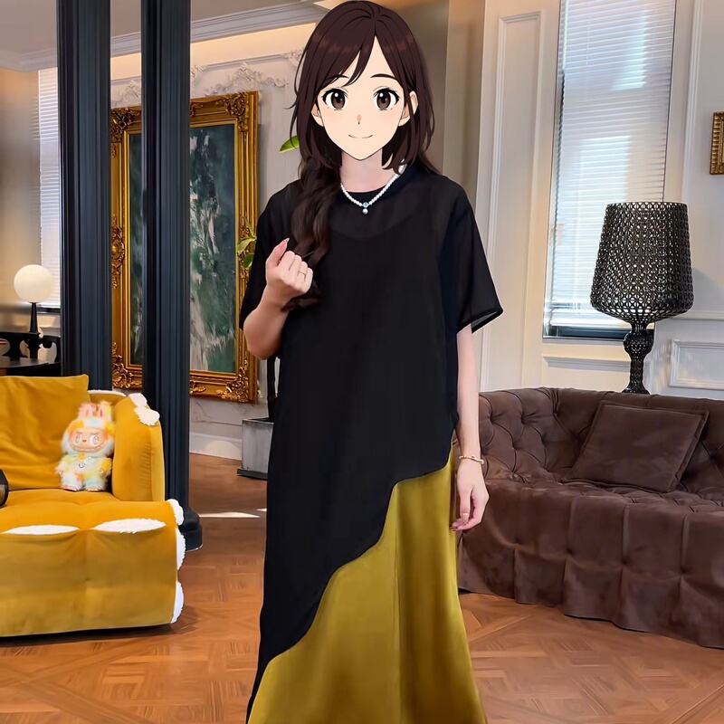New Black Chiffon Blouse, Lightweight and Loose-Fitting, with a Round Neck Design That Covers the Body and Has a Silky Feel, with a French-Style Elegant and Versatile Look